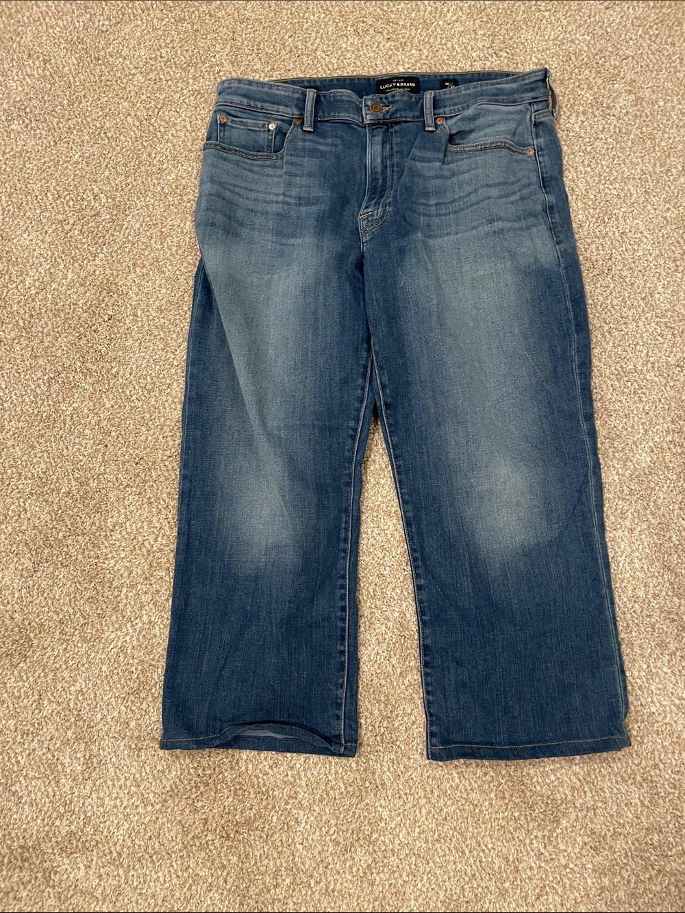 Lucky Brand Men's Medium Blue Relaxed Fit Jeans